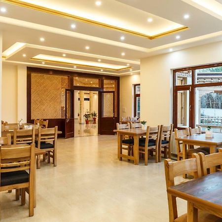 Hotel Leh Plaza Ngoại thất bức ảnh