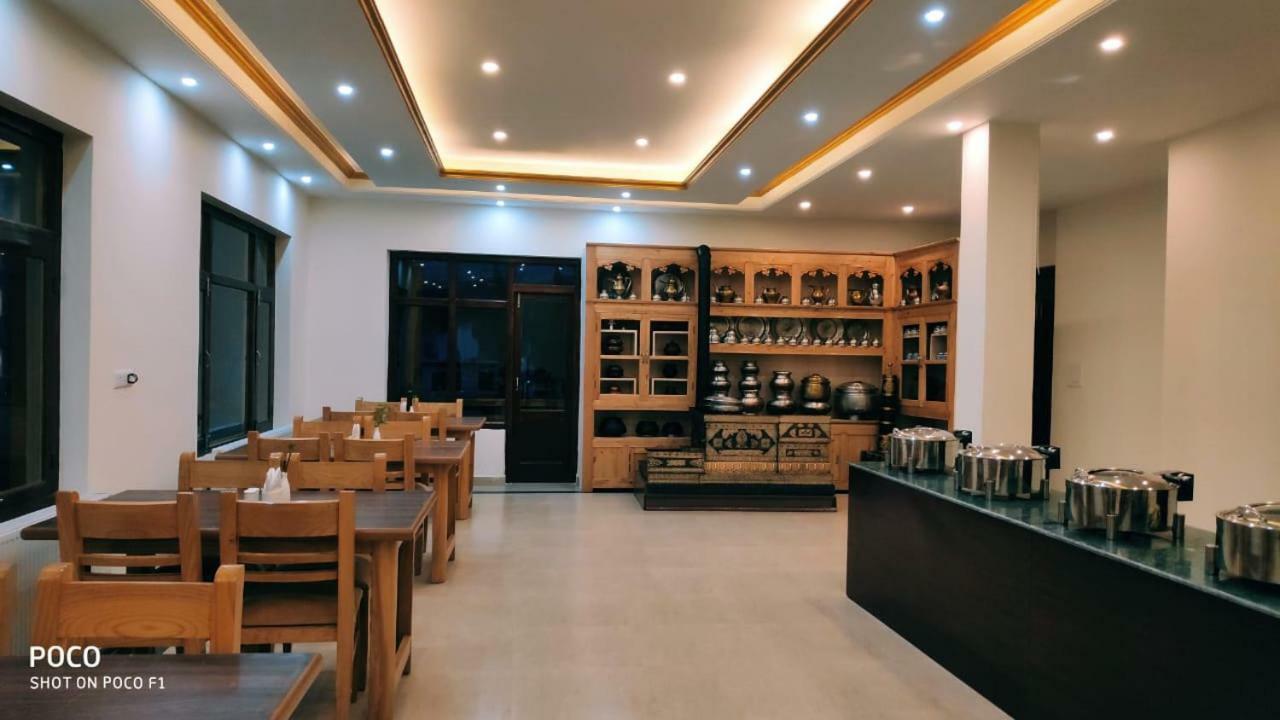 Hotel Leh Plaza Ngoại thất bức ảnh